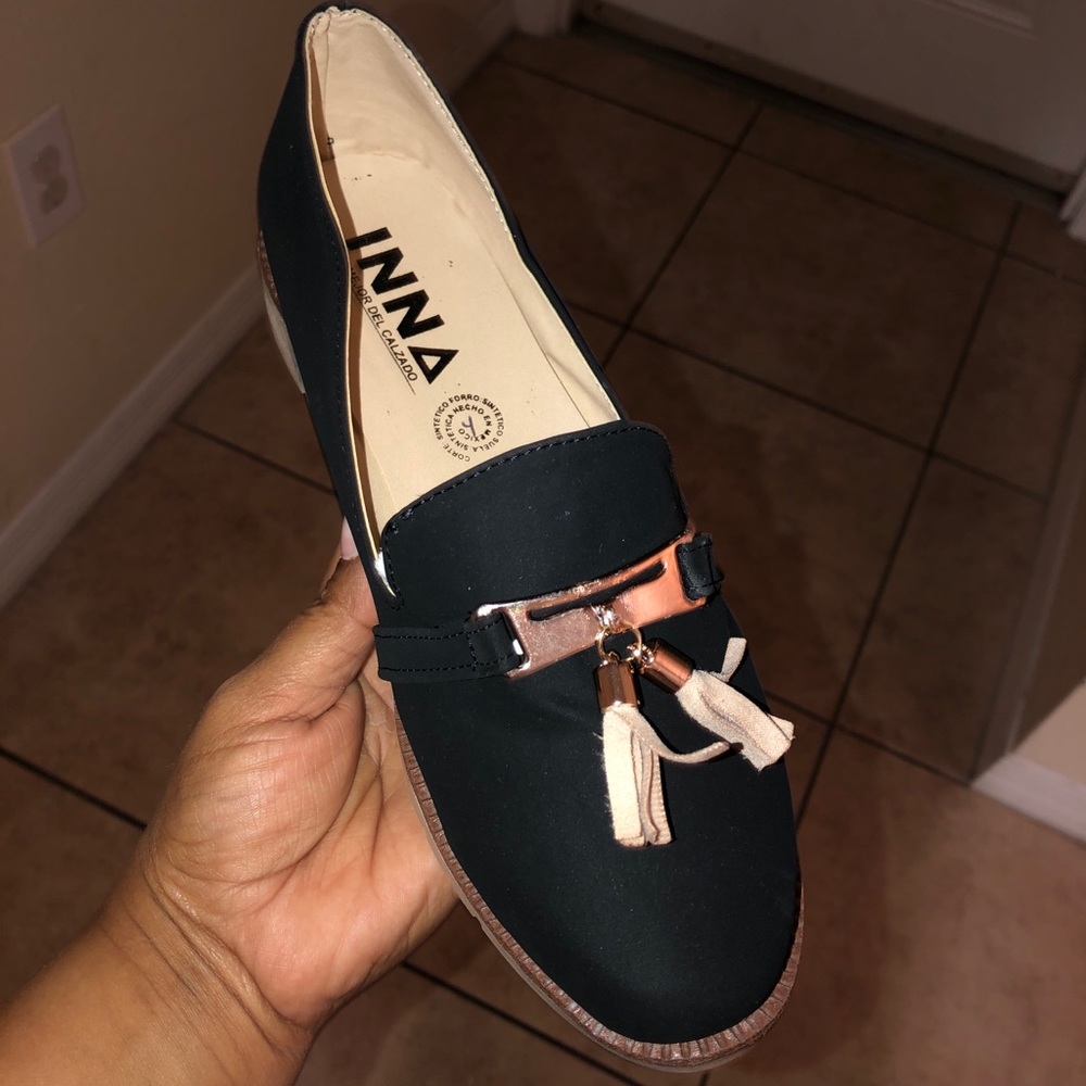 Shoe